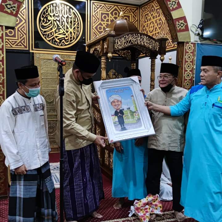 Walikota Medan Bapak M. Bobby Afif Nasution melaksanakan safari Jumat di Masjid Al Muhajirin Bumi Asri Helvetia